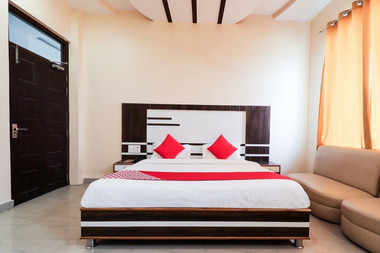 Oyo 39959 Hotel Bandhan Bahraich Exterior photo