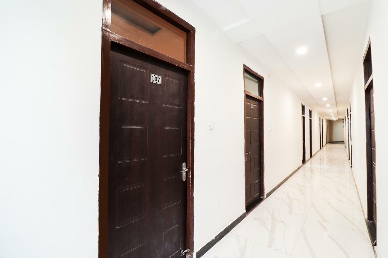 Oyo 39959 Hotel Bandhan Bahraich Exterior photo