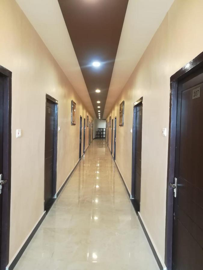 Oyo 39959 Hotel Bandhan Bahraich Exterior photo